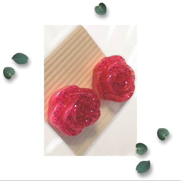 Jewelry - Rose stud earrings hot pink